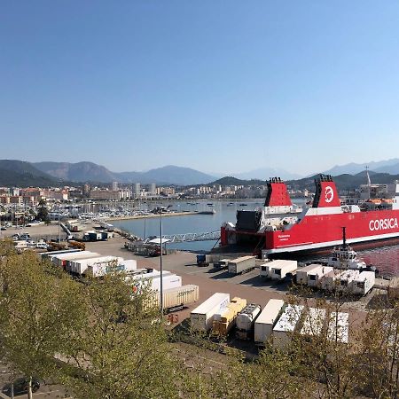 Hotel Le Dauphin Ajaccio  Bagian luar foto