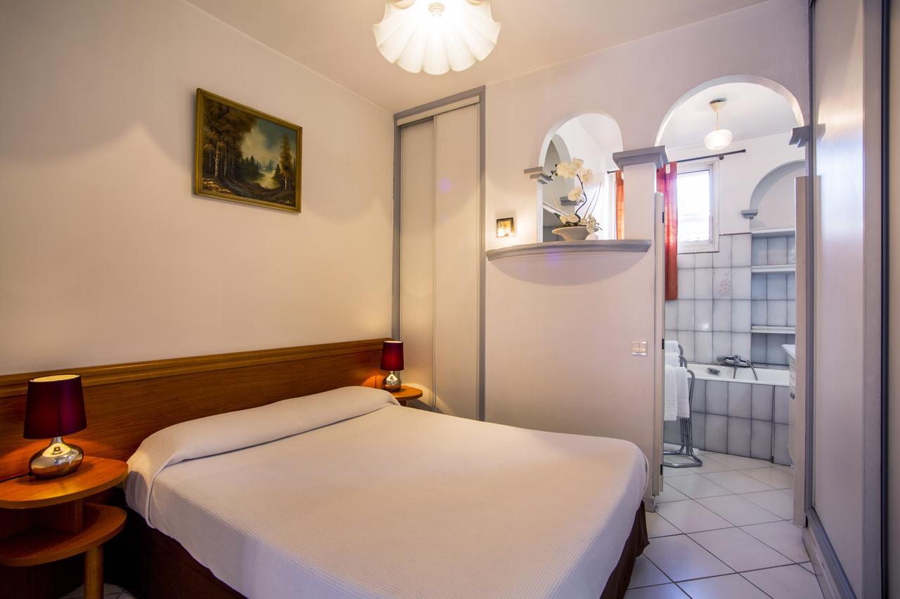Hotel Le Dauphin Ajaccio  Bagian luar foto